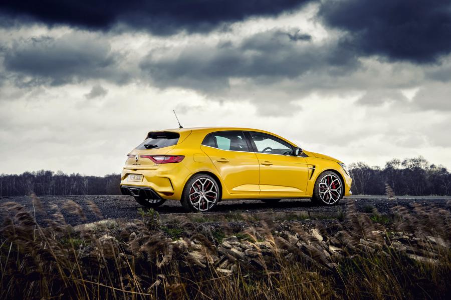  Renault Megane R.S. 300 Trophy 2019 года  (UK) (фото 35 из 40)